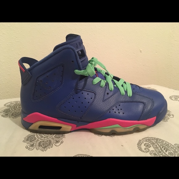 Shoes - Nike air jordans